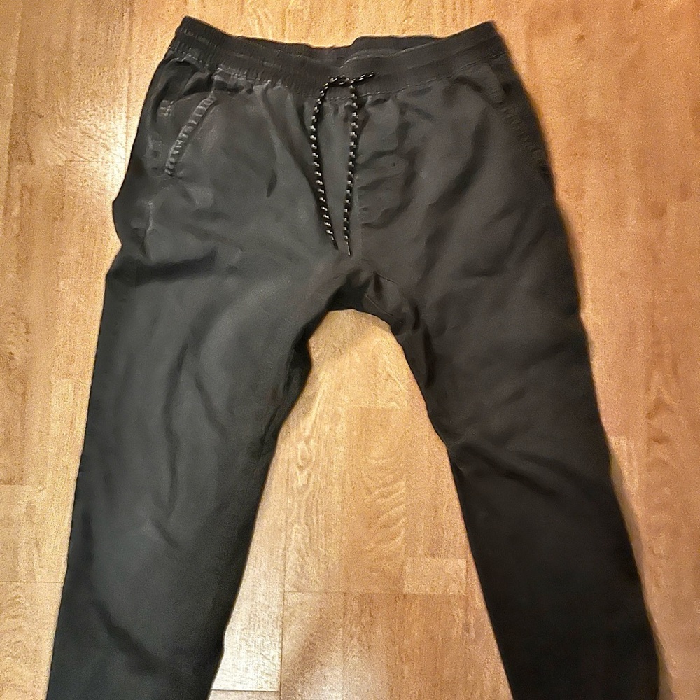 No boundaries dark grey sweatpants